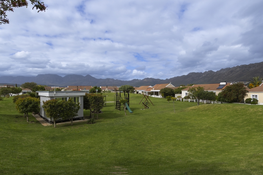 1 Bedroom Property for Sale in Dobson Western Cape